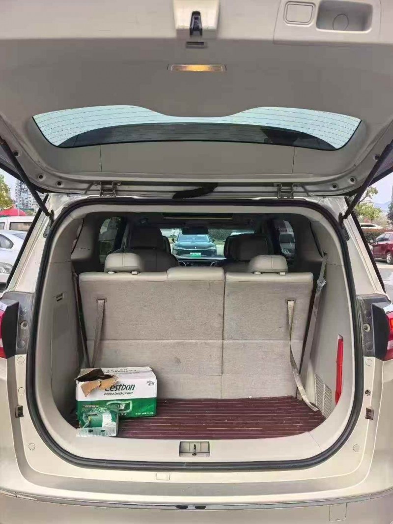 吉安18年别克GL86