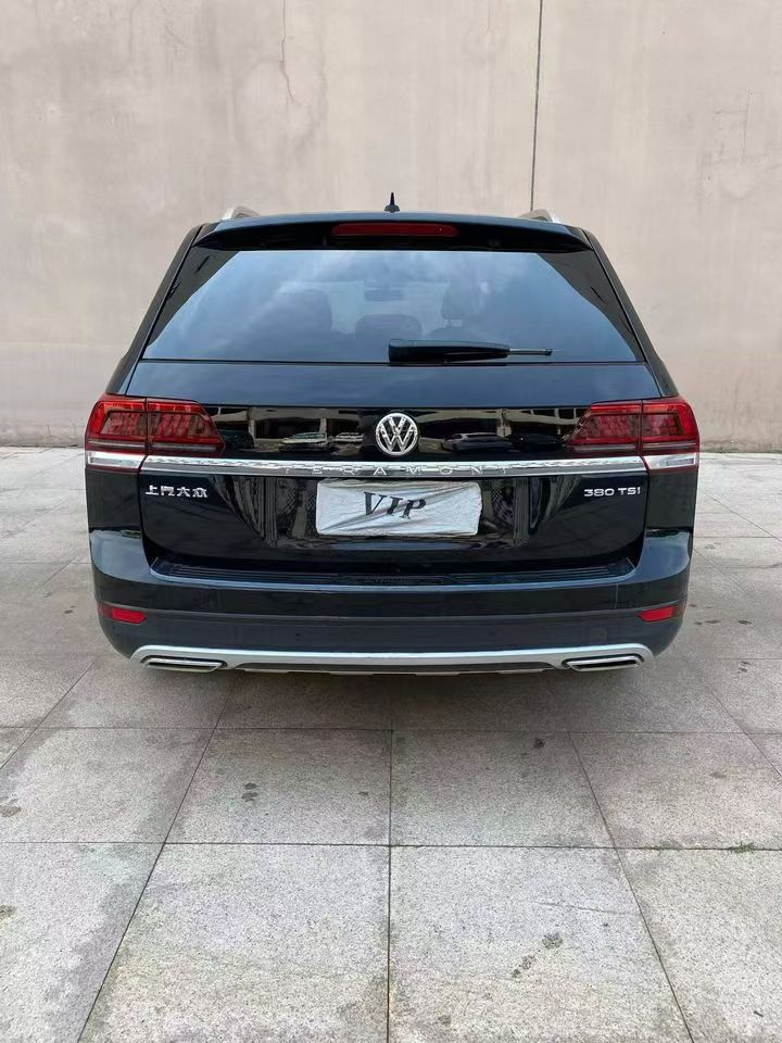 营口19年大众途昂8