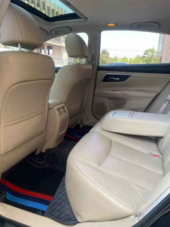 营口18年日产天籁9