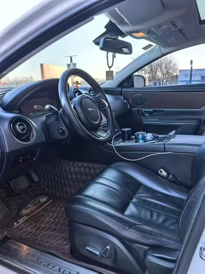 营口14年捷豹XJL3