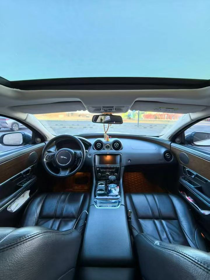 营口14年捷豹XJL4