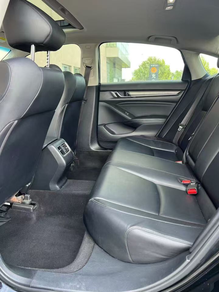 营口21年本田雅阁5