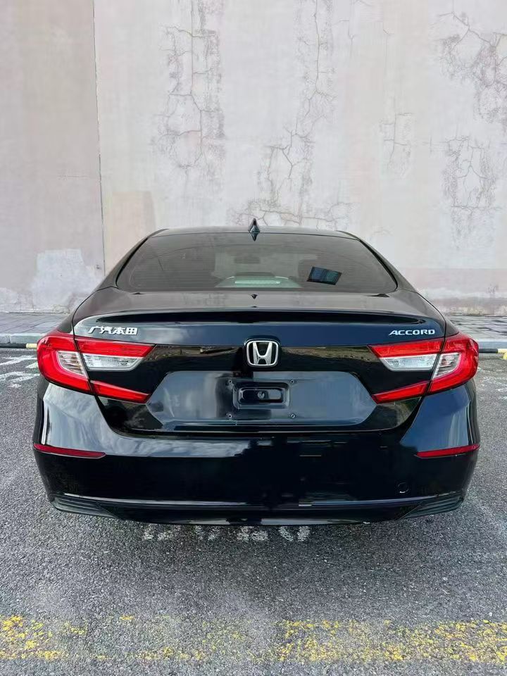 营口21年本田雅阁8