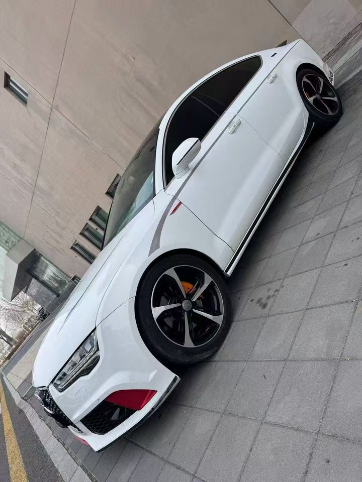 营口17年奥迪A7L3