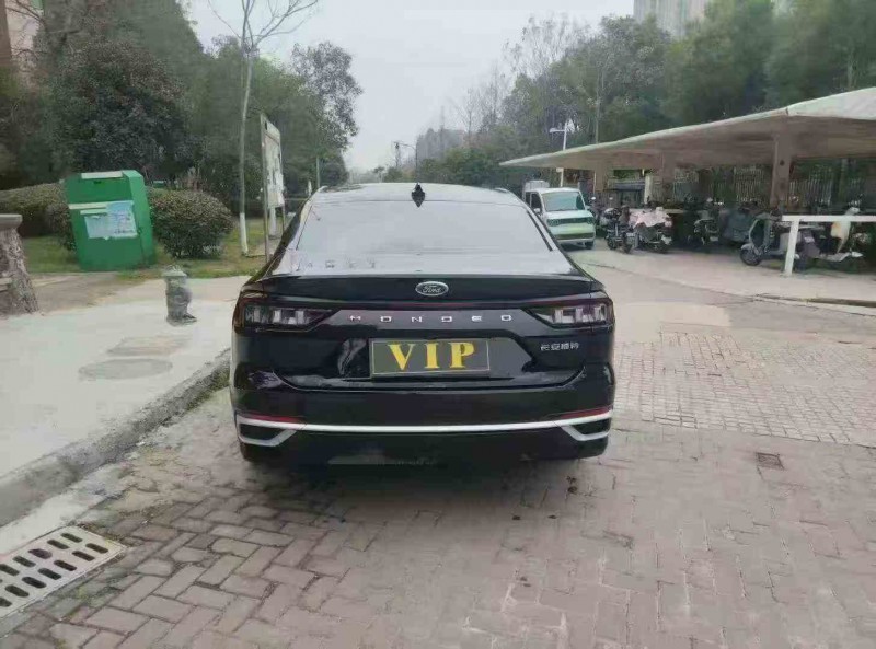 鄂州25年福特蒙迪欧9