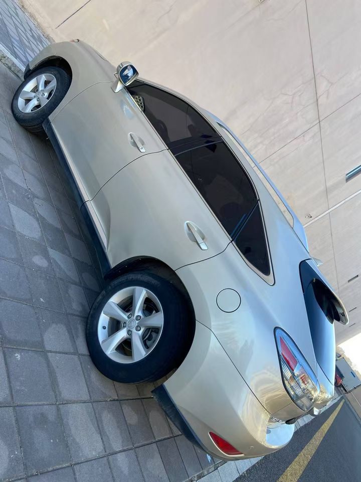 营口12年雷克萨斯RX7