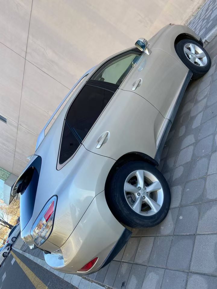 营口12年雷克萨斯RX9