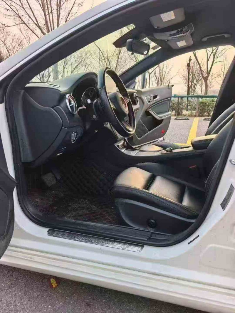 荆门17年奔驰CLA4