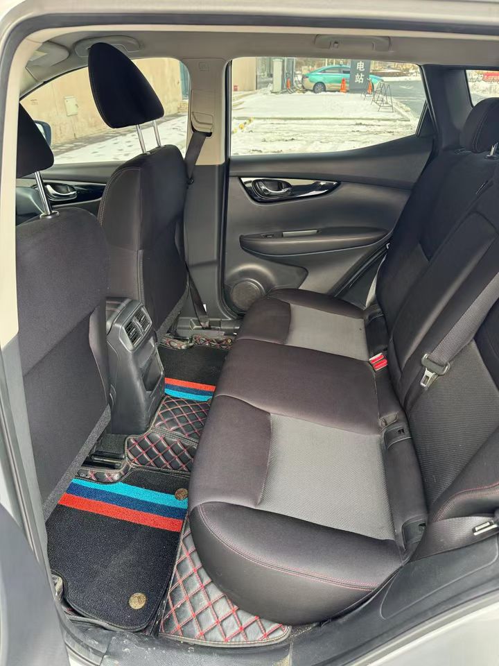 营口21年日产逍客5