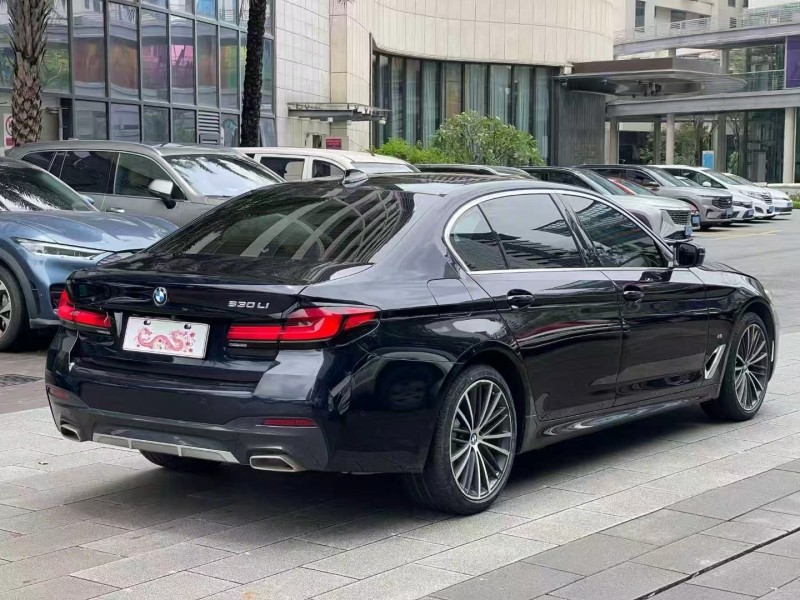 佛山23年宝马5系8