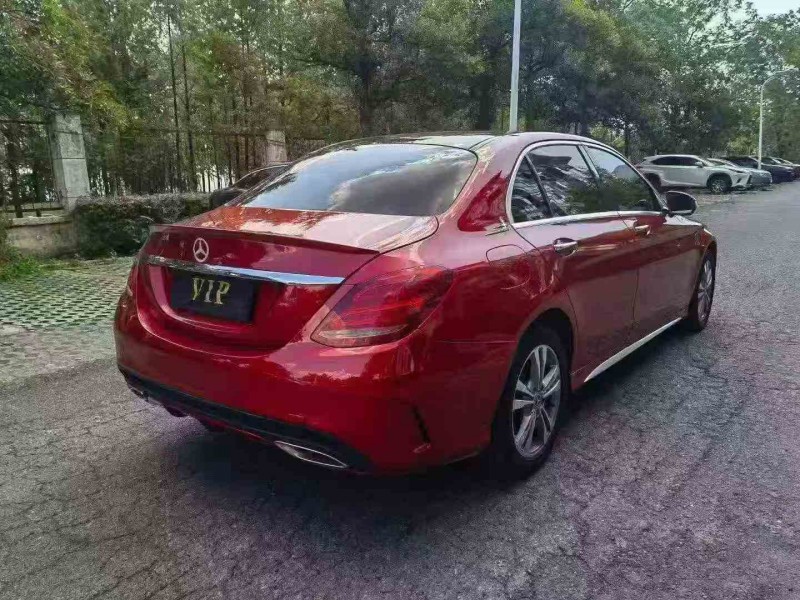 荆州17年奔驰GLC7