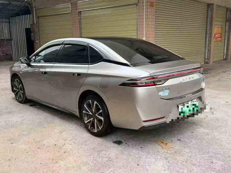 佛山23年傳祺埃安S8