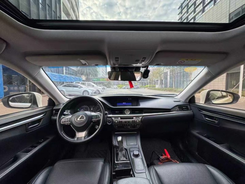佛山15年雷克薩斯ES6