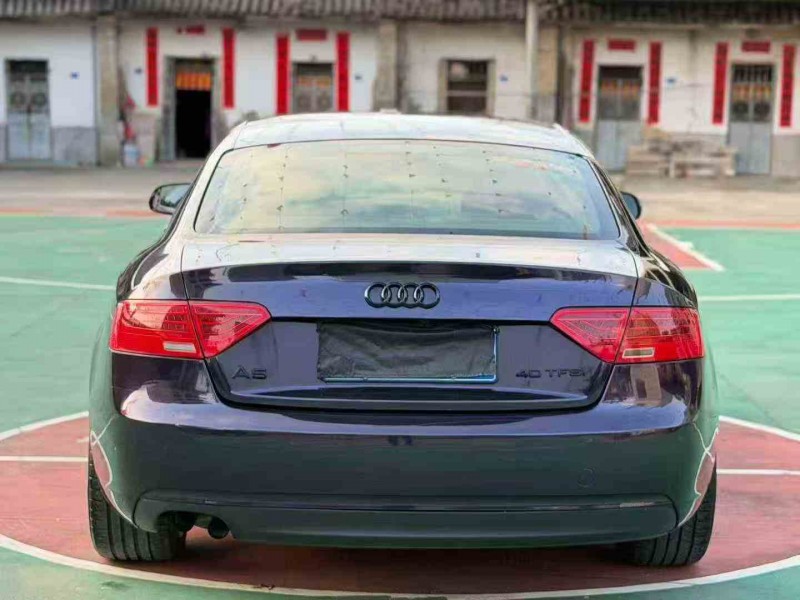 湛江14年奥迪A57