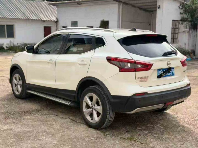 汕頭23年日產逍客9