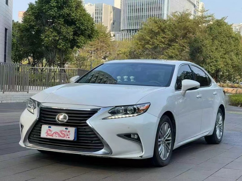 佛山16年雷克薩斯ES3