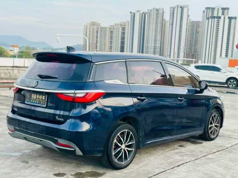 東莞18年比亞迪宋9