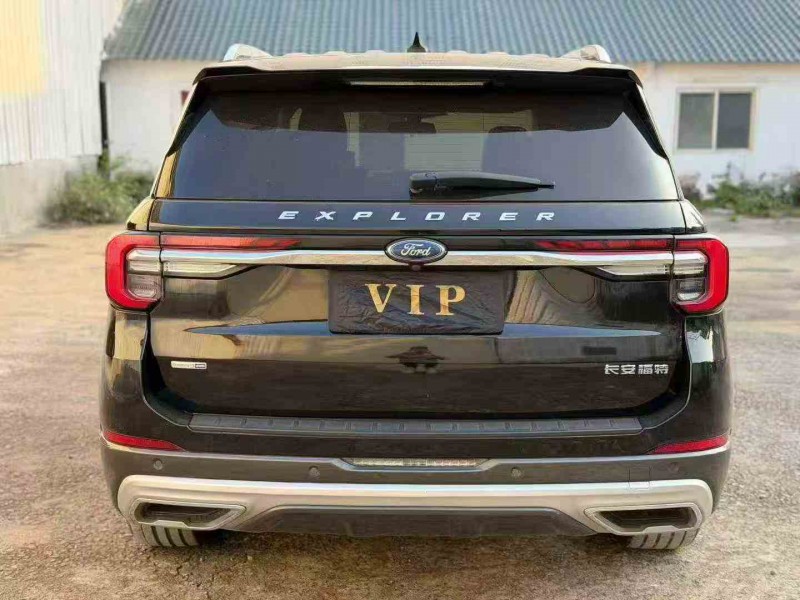 佛山23年福特探险者9