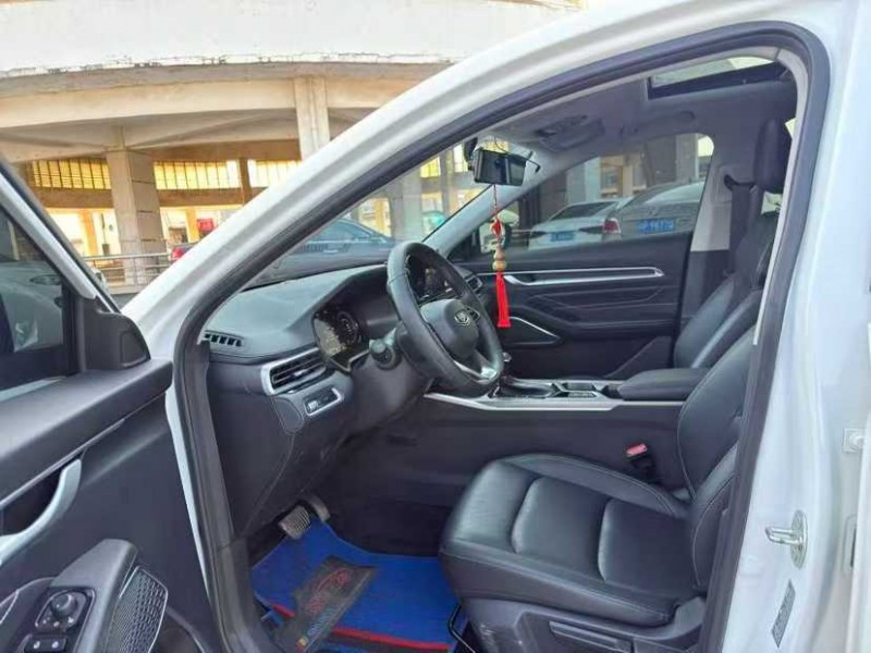 东莞23年吉利帝豪4