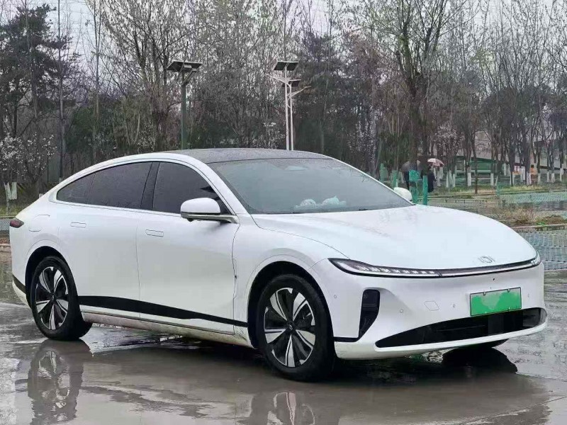 延安25年长安汽车启源2