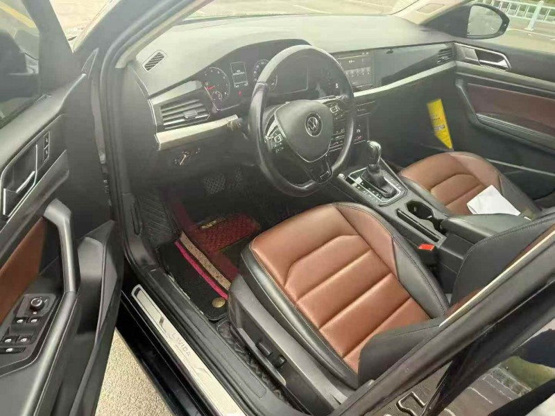 延安20年大眾朗逸4