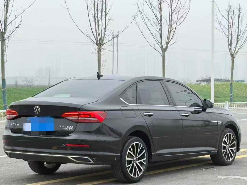 延安20年大眾朗逸7