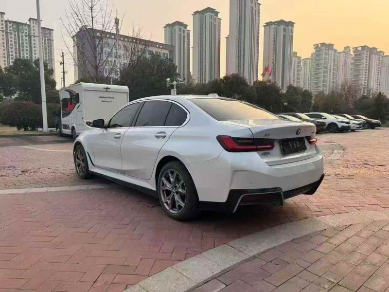 佛山25年宝马I37