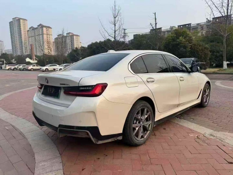 佛山25年宝马I38