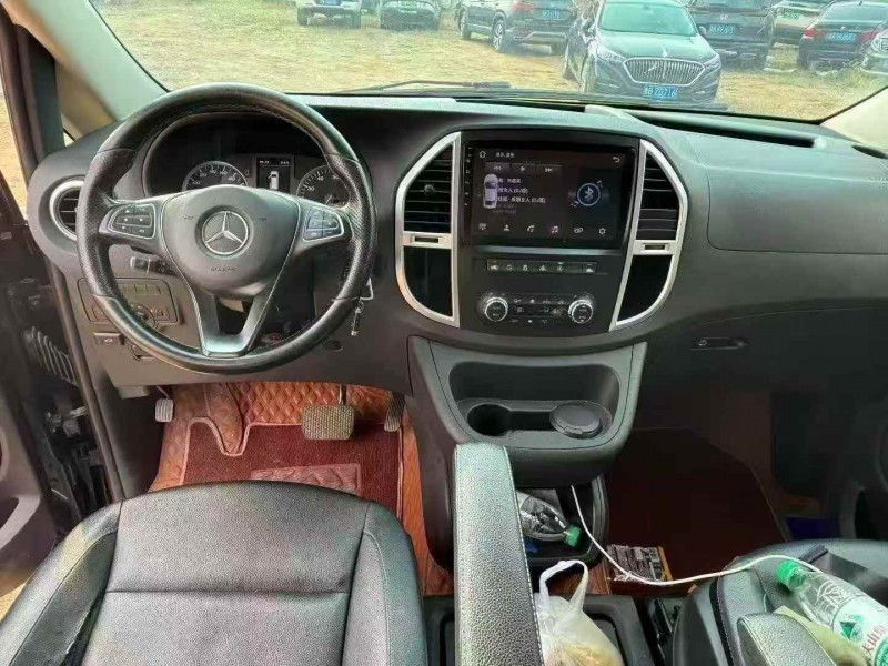 潍坊18年奔驰威霆6