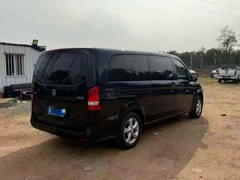 潍坊18年奔驰威霆8