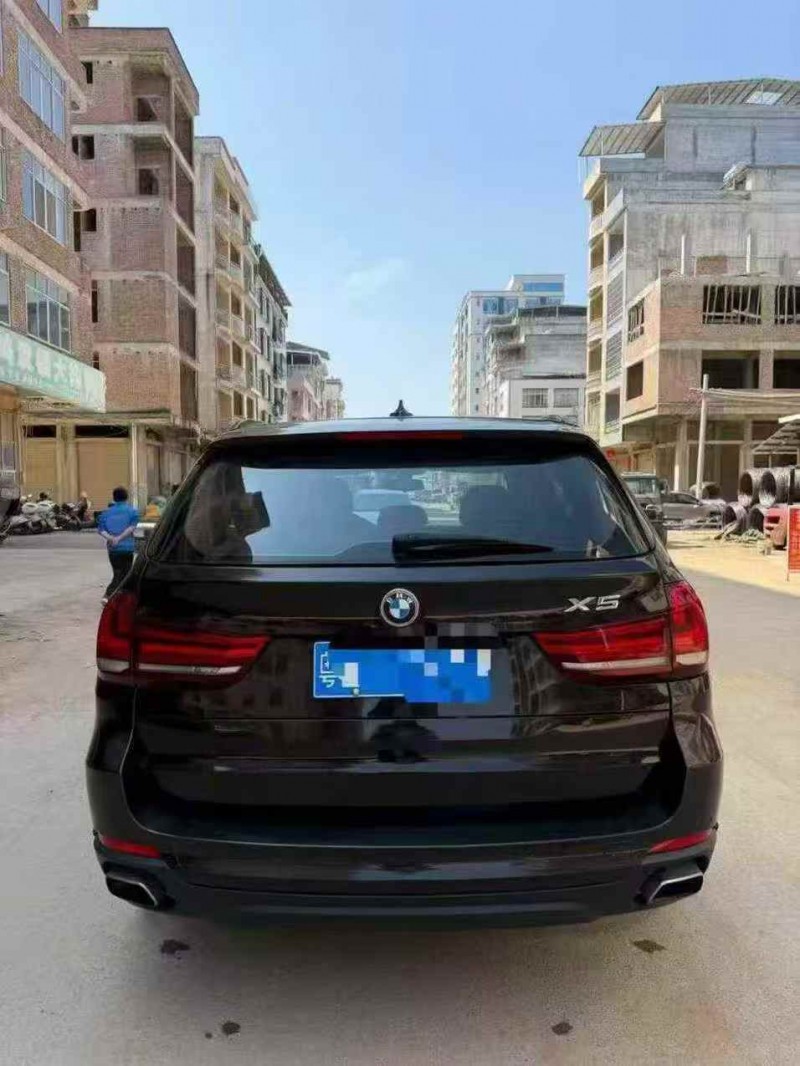 防城港15年宝马X58