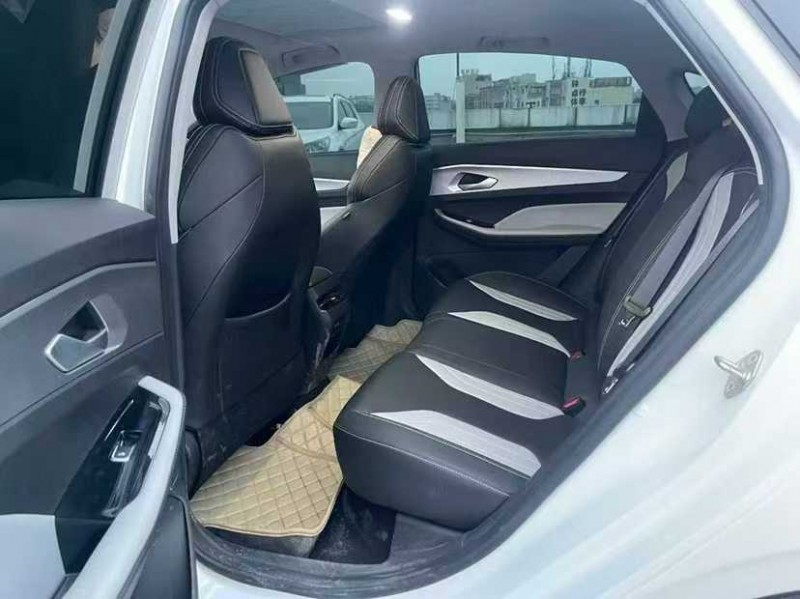 东莞24年吉利缤瑞5