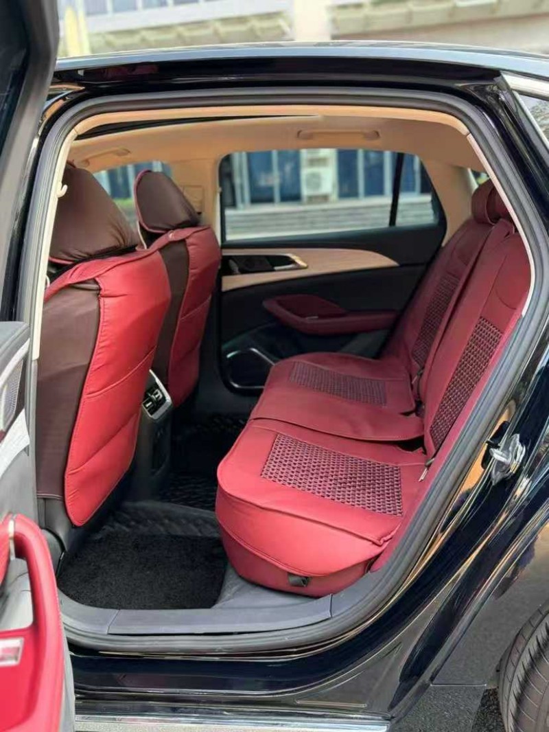 东莞25年红旗H59