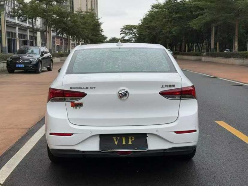 东莞20年别克英朗8