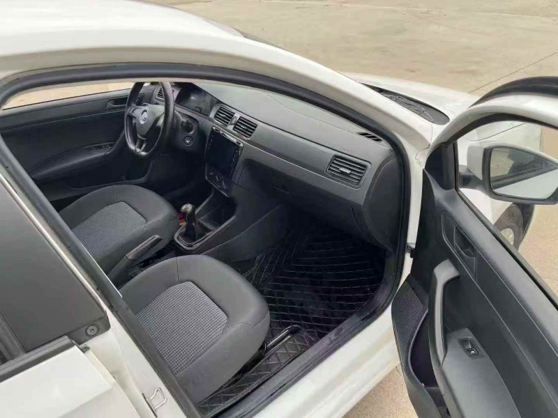 烟台20年大众桑塔纳4