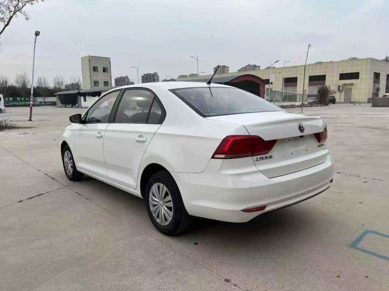 烟台20年大众桑塔纳9