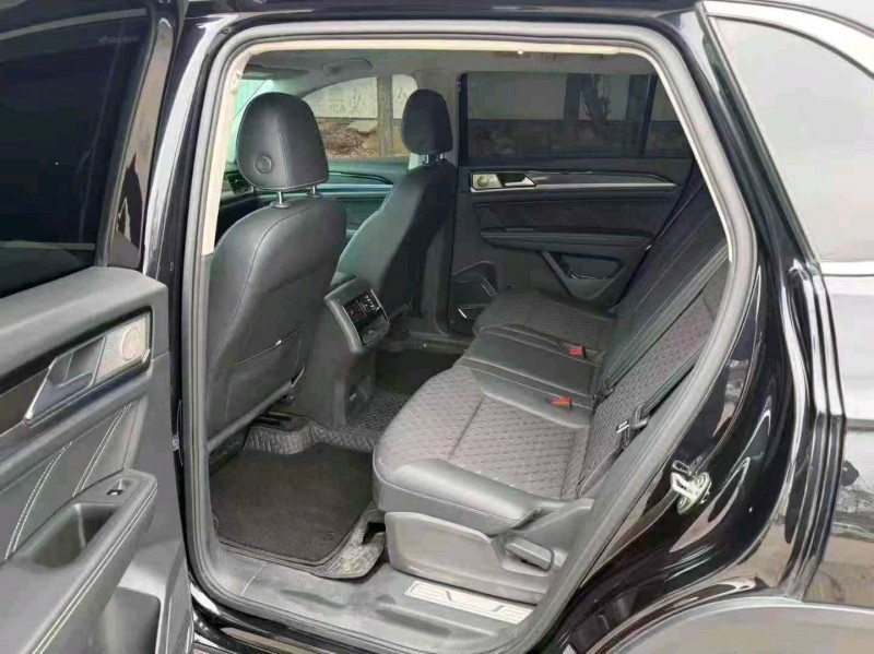 东营20年大众途昂5