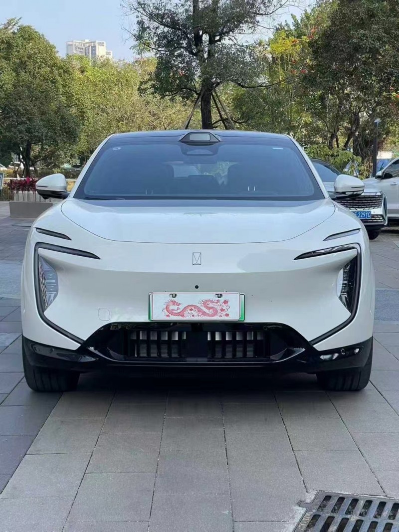 佛山25年阿维塔071