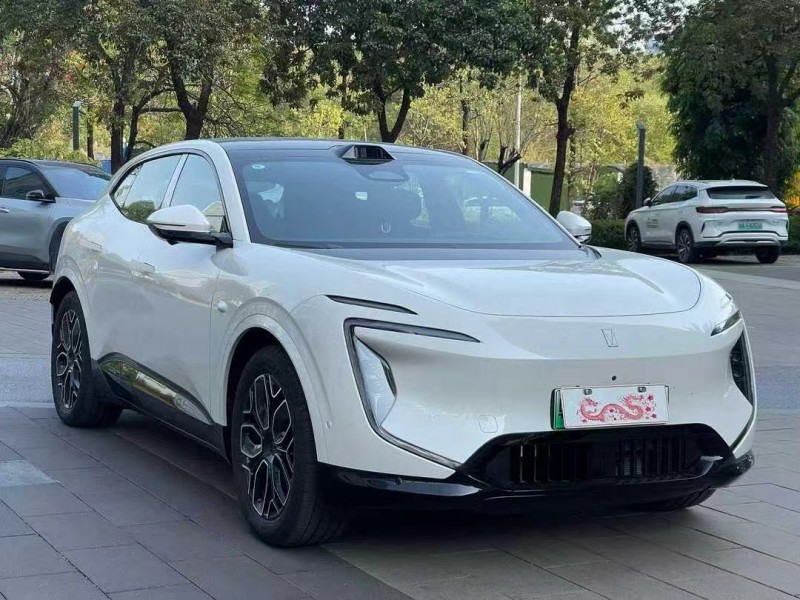 佛山25年阿维塔073