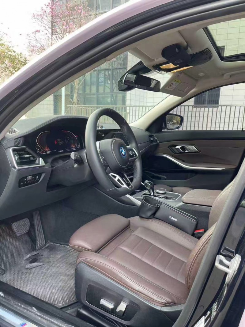 佛山21年宝马3系4