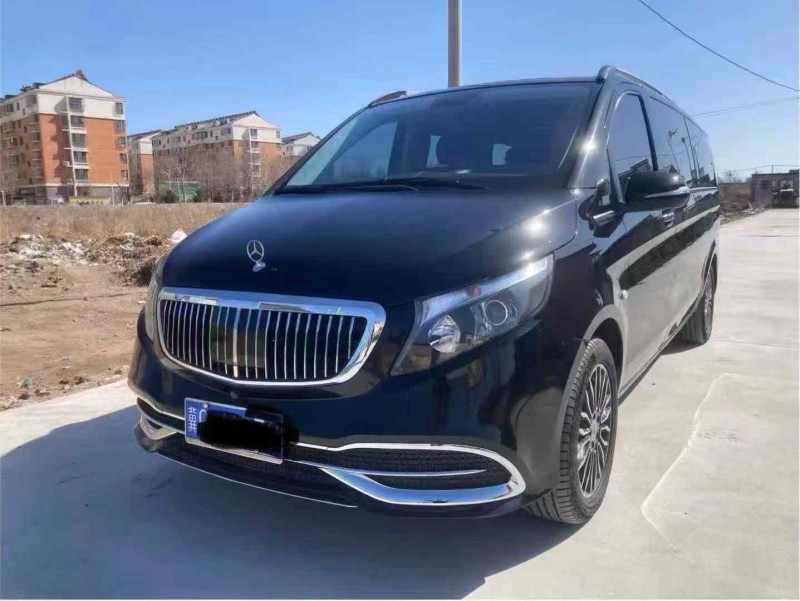 唐山21年奔驰威霆2