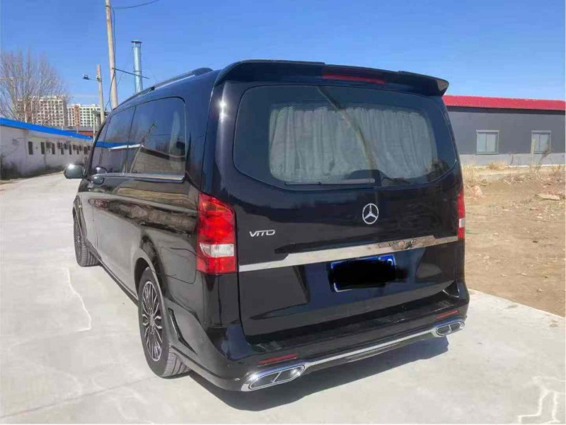 唐山21年奔驰威霆9