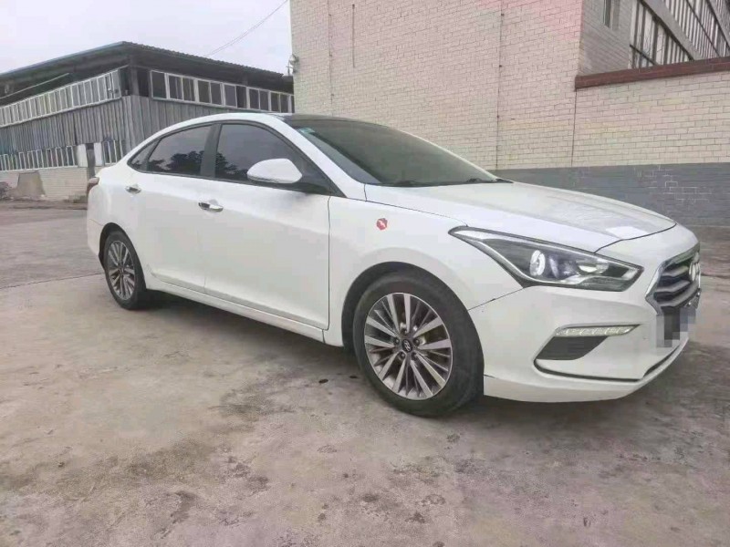 枣庄18年现代名图8