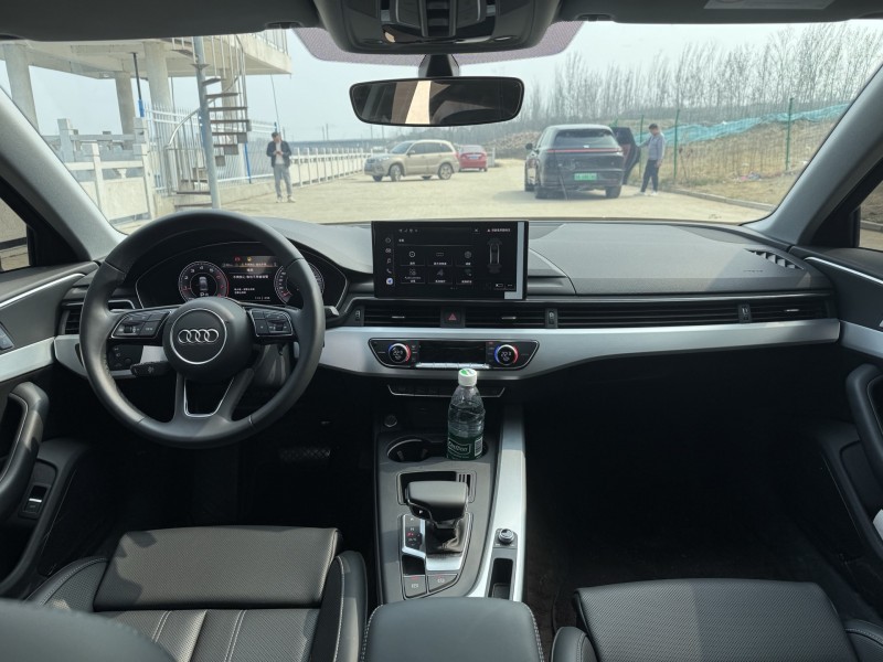 郑州25年奥迪A4L3