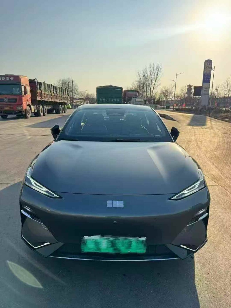 济宁25年吉利银河1