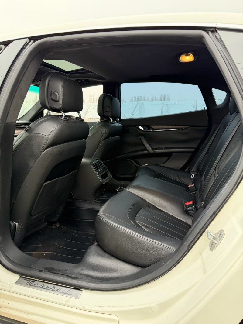 嘉兴14年玛莎拉蒂总裁5