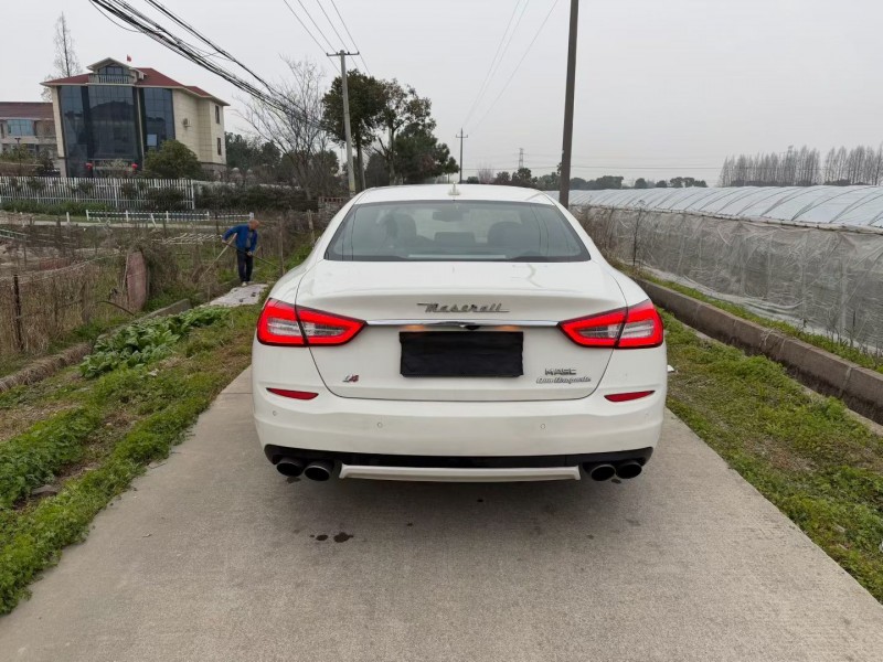 嘉兴14年玛莎拉蒂总裁8