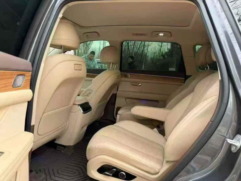 东营24年华为智选问界6