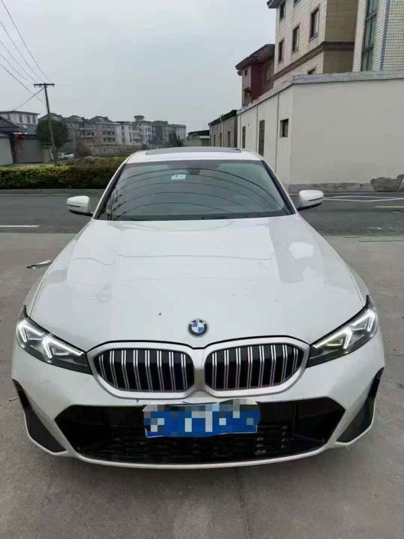 湖州23年宝马3系1