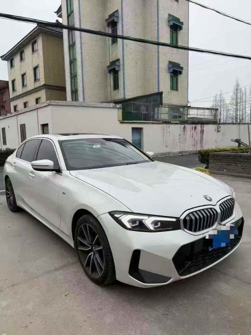 湖州23年宝马3系2